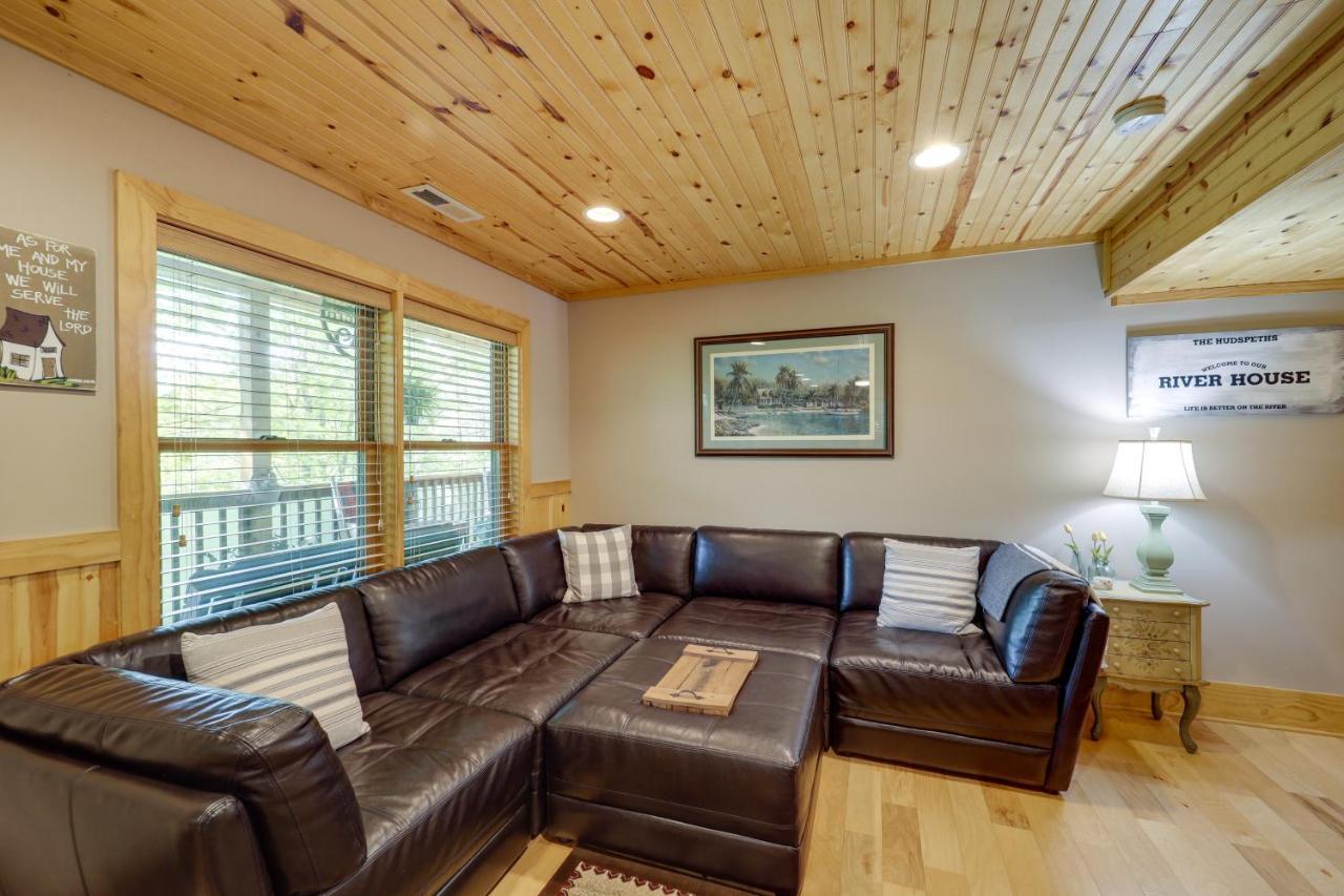 West Jefferson Vacation Rental Near River Exterior photo