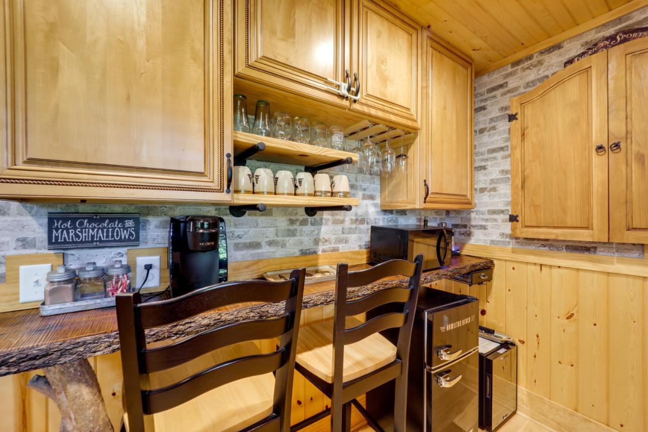 West Jefferson Vacation Rental Near River Exterior photo