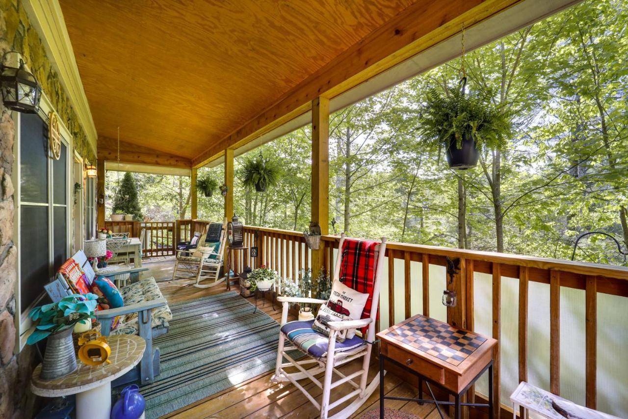 West Jefferson Vacation Rental Near River Exterior photo